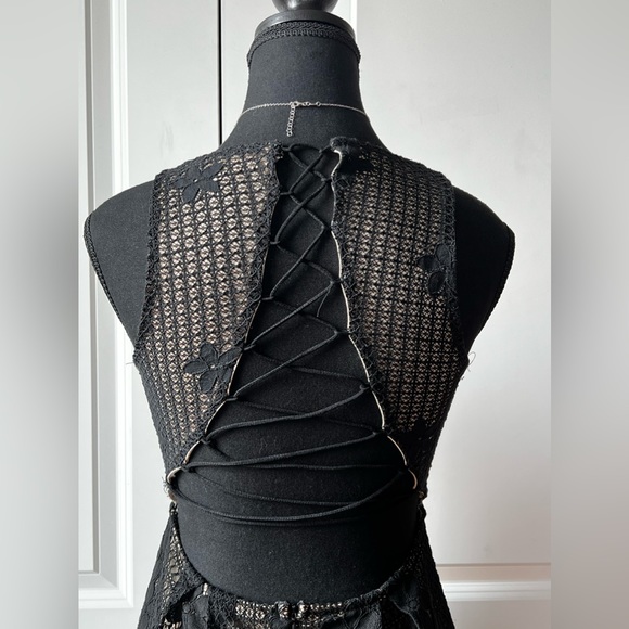 Banjul Mini Dress - Picture 3 of 6